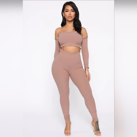 Fashion Nova set - Picture 1 of 4
